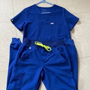 Electric Blue - FIGS jogger scrub set